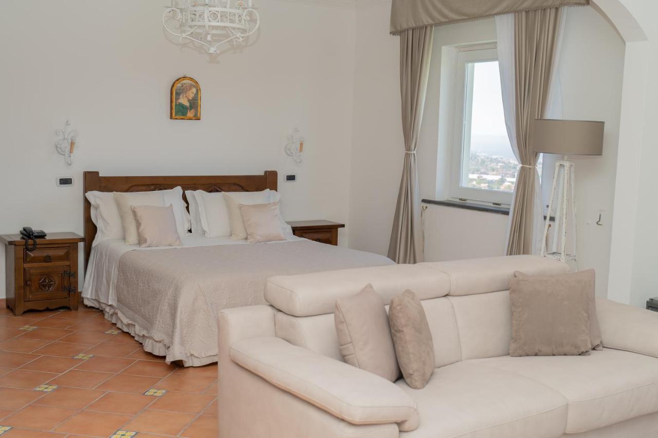 Villa Palmentiello SantʼAntonio Abate المظهر الخارجي الصورة